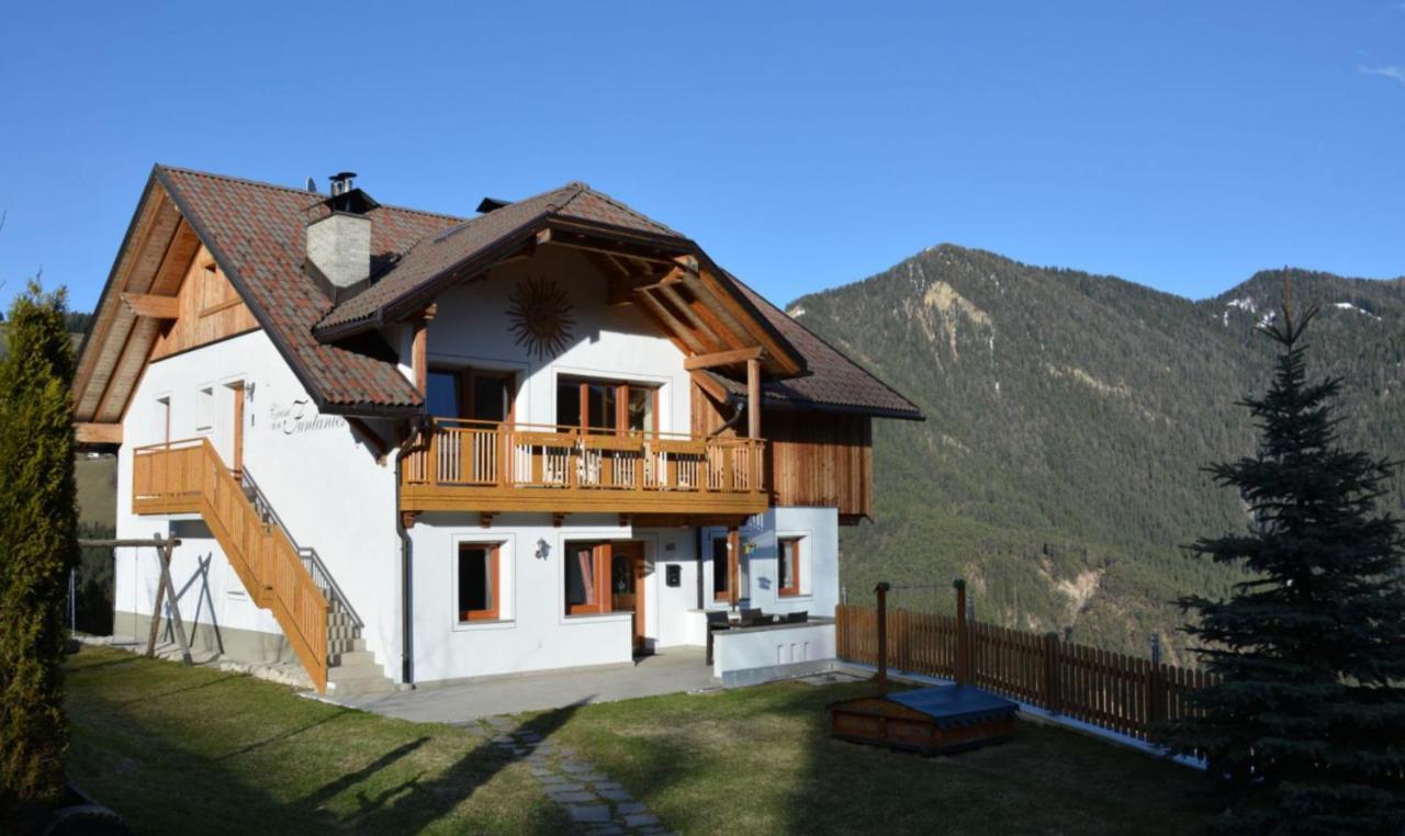Ciasa Funtanies Sas Dla Crusc Apartment San Martino in Badia Bagian luar foto